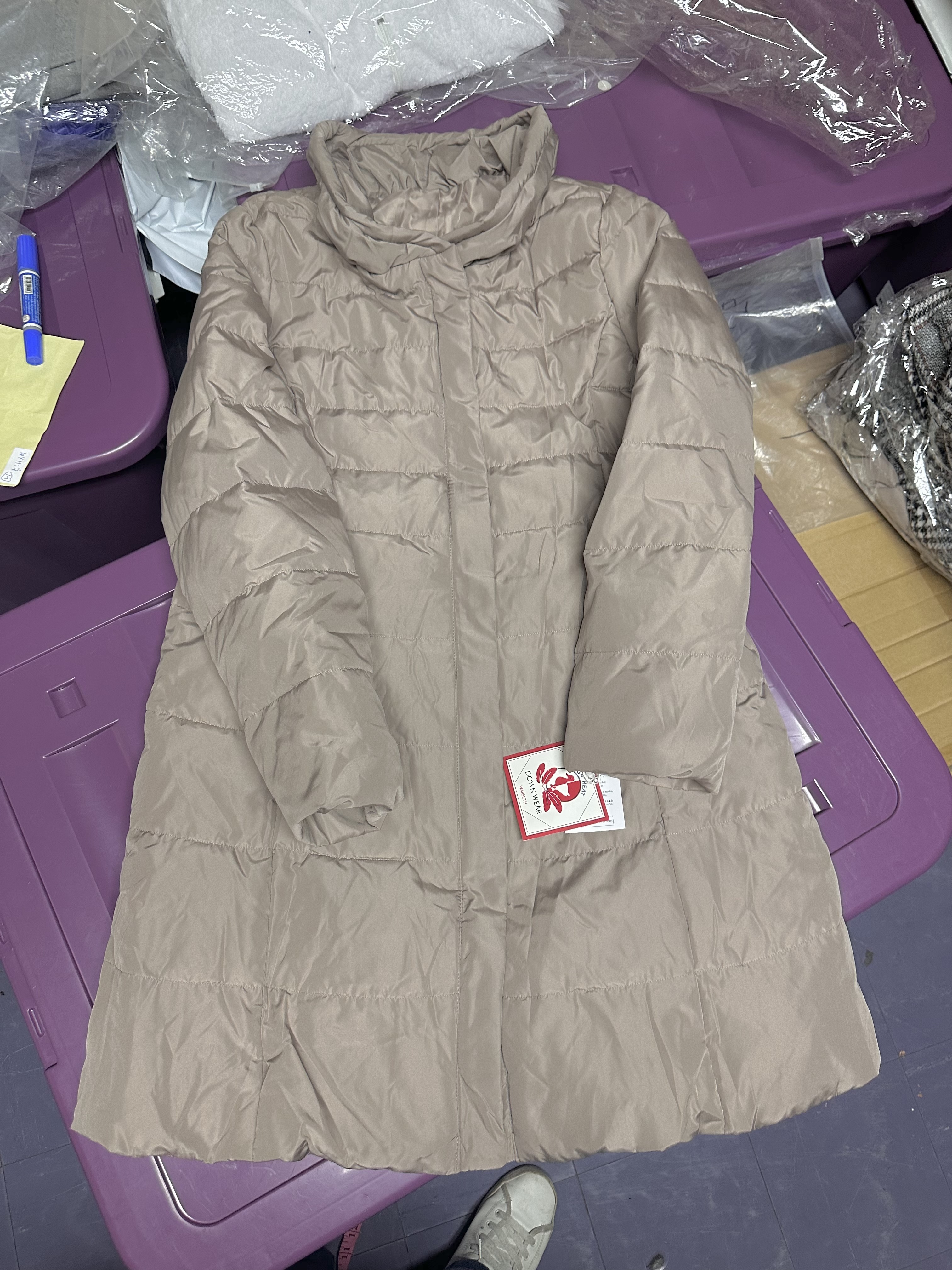 Amisu เสื้อกันหนาว ขนเป็ด บุขนเป็ด แบรนด์ AMISU(padded puffer coat สำเนา