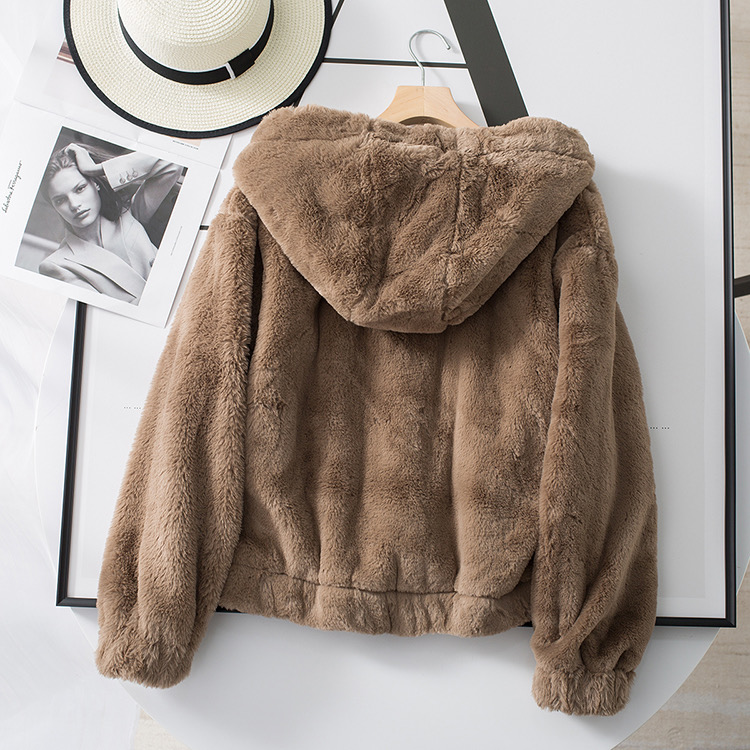 Page one เสื้อเฟอร์กันหนาว หมวกฮู้ด เสื้อขน Fluffy coat แบรนด์ page One ดำ