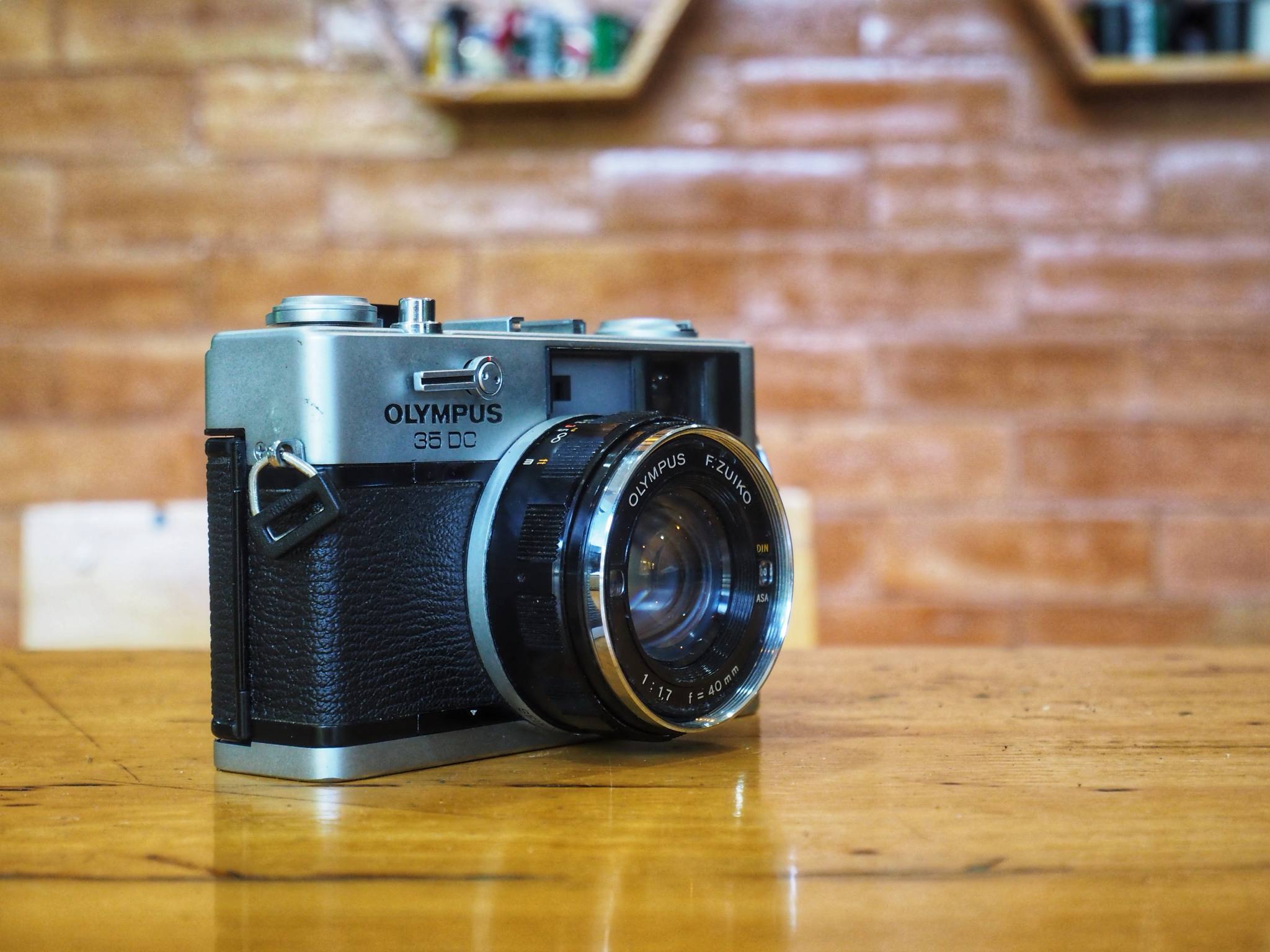 OLYMPUS 35DC OLYMPUS F.ZUIKO 40MM.F1.7