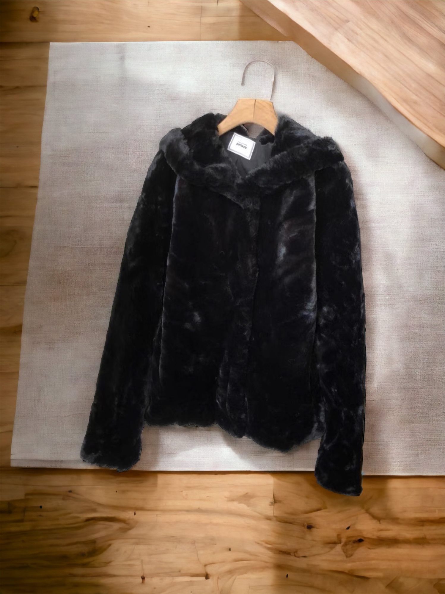 เสื้อเฟอร์กันหนาว หมวกฮู้ด เสื้อขน Fluffy coat แบรนด์ pimkie สำเนา ดำ