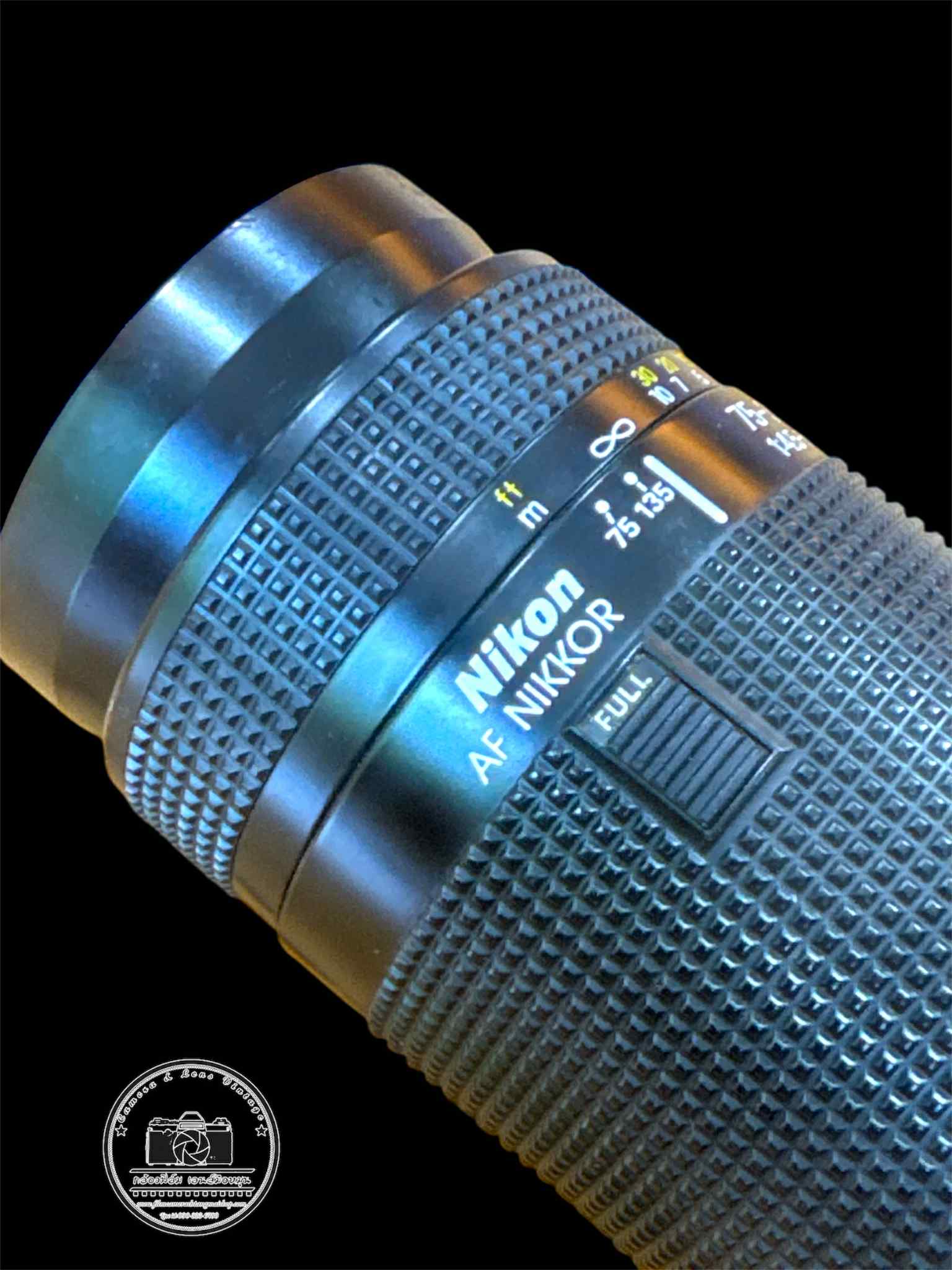 Nikon AF NIKKOR 75-300mm f/4.5-5.6 MACRO AIS MOUNT