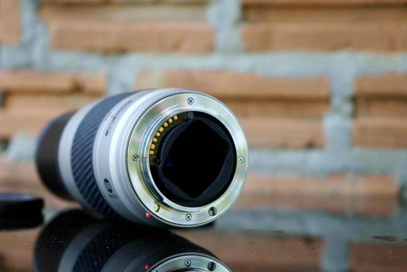 MINOLTA AF ZOOM 75-300MM.F4.5(32)-5.6(D) MA MOUNT