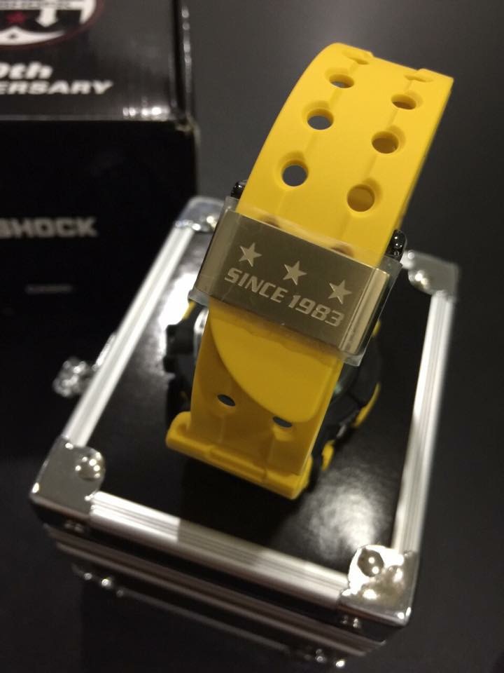 CASIO G-SHOCK นาฬิกาข้อมือ นาฬิกากันน้ำ นาฬิกาของแท้ ประกันศูนย์ CMG 1 ปี รุ่น GWF-T1030E-9 นาฬิกาสีเหลือง