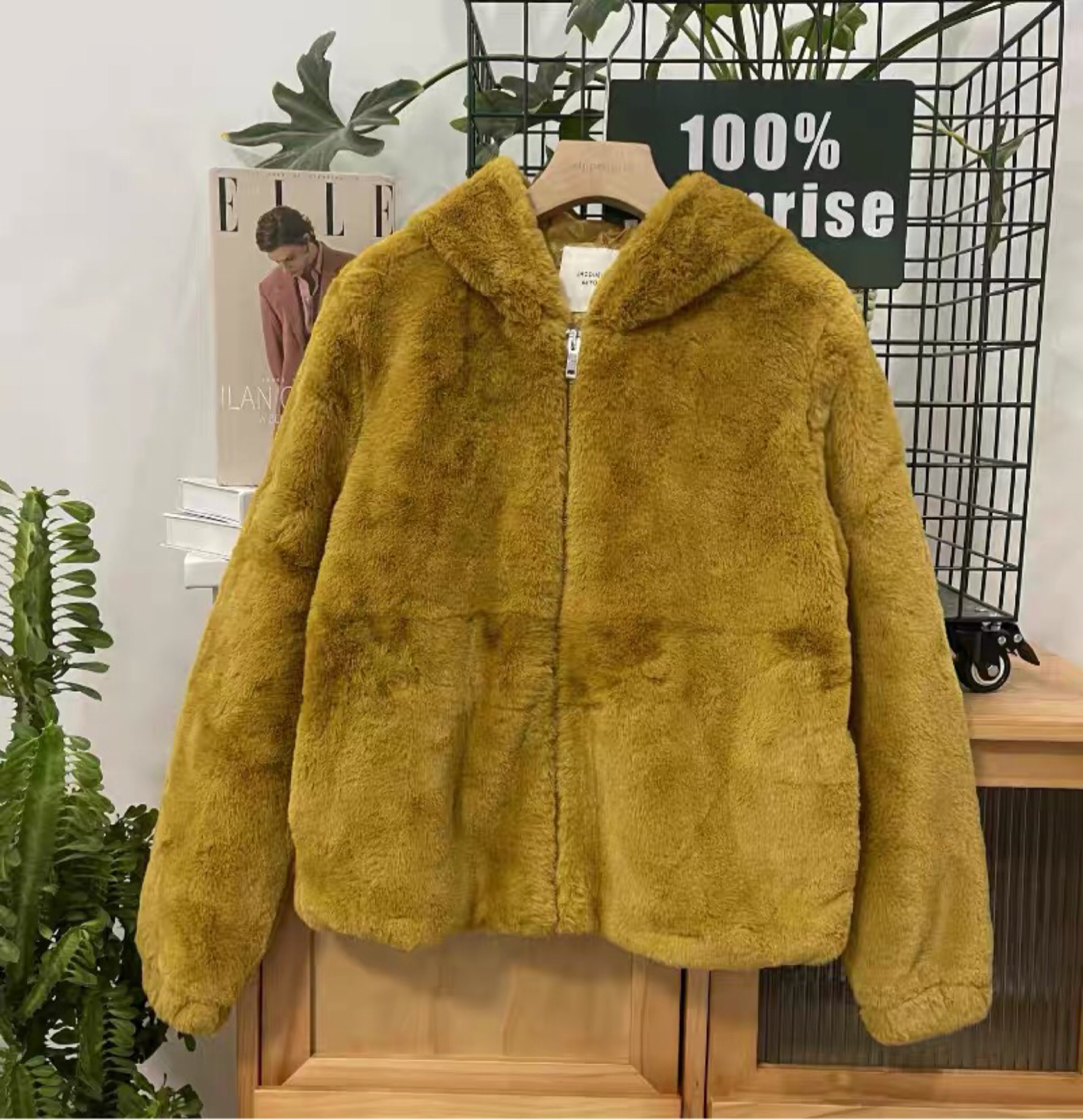 Jacqueline เสื้อเฟอร์กันหนาว หมวกฮู้ด เสื้อขน Fluffy coat แบรนด์ jacqueline เหลืองขมิ้น