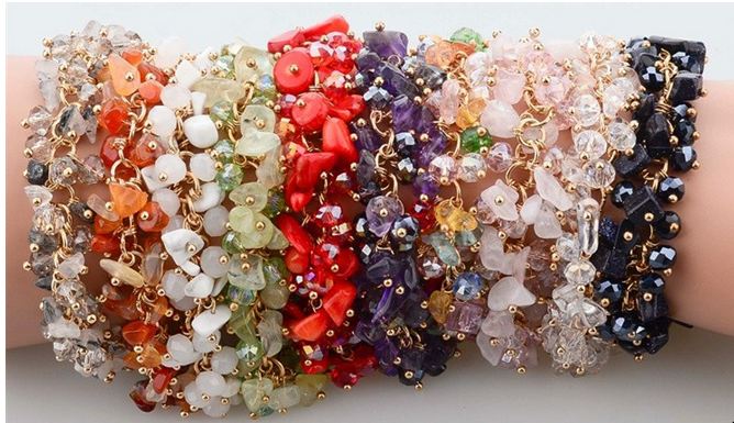 สร้อยข้อมือ Hand made หินสี Amethyst อัญมณีหลากสี หินหลายแบบ ร้อยเรียง เป็นสร้อยข้อมือ แสนสวย ของขวัญให้แฟน สุดหรู 33397