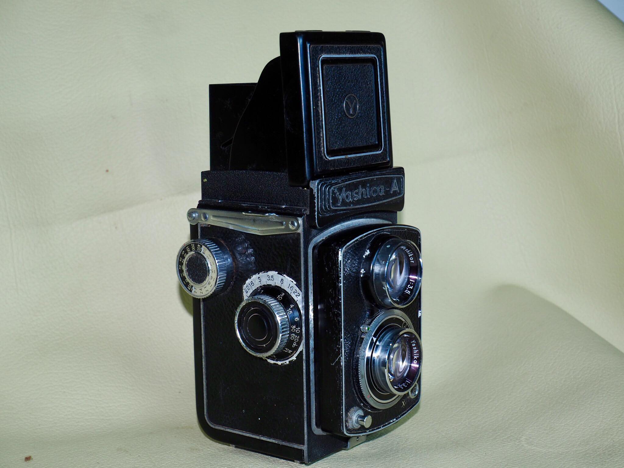 YASHICA MODEL:A YASHIKOR 80MM.F3.5