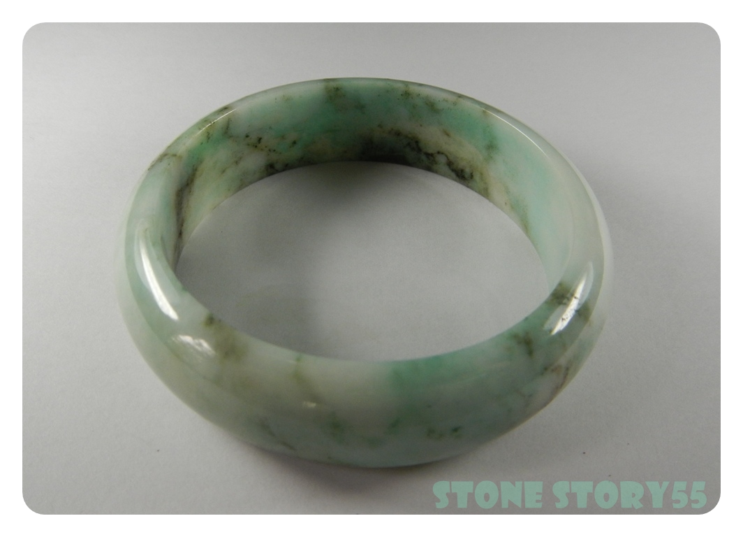 กำไลหยกพม่าแท้5.82