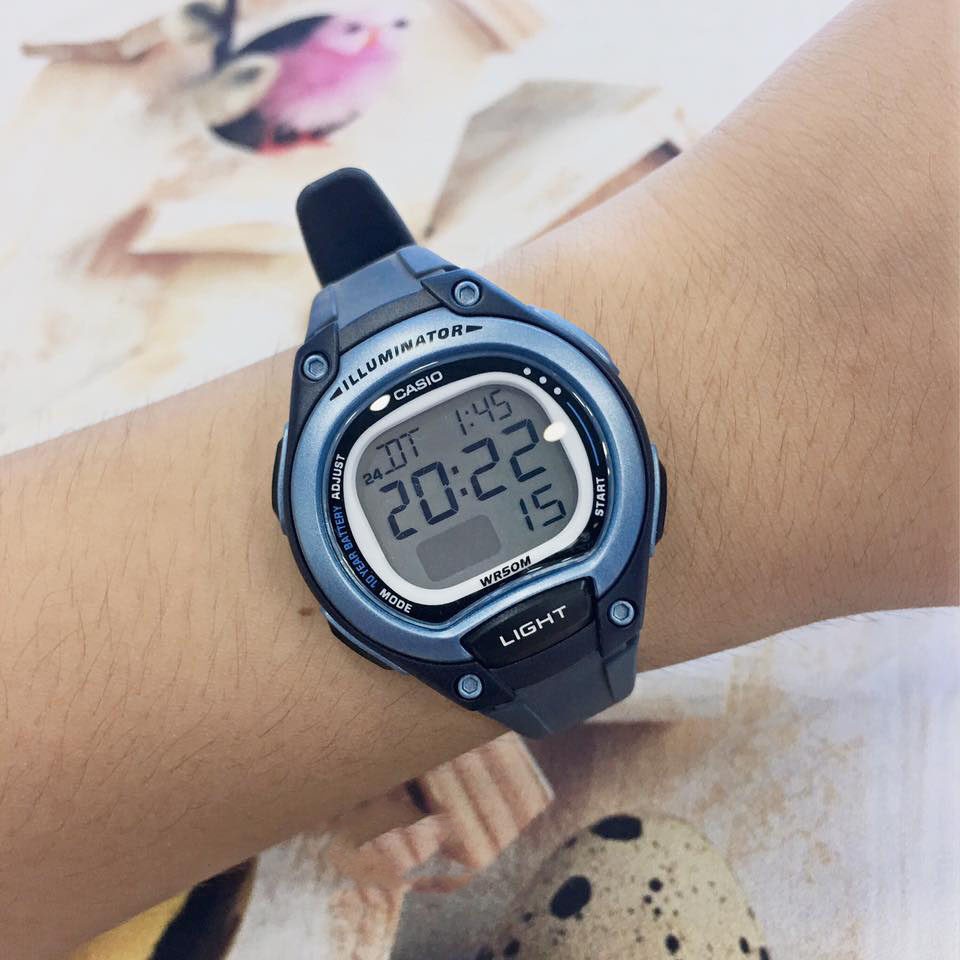 CASIO MID YEAR SALE นาฬิกาคาสิโอ พร้อมส่ง นาฬิกาข้อมือ นาฬิกากันน้ำ นาฬิกาของแท้ BTS ประกันศูนย์ CMG 1 ปี รุ่น LW-203-2A นาฬิกาสีน้ำเงิน