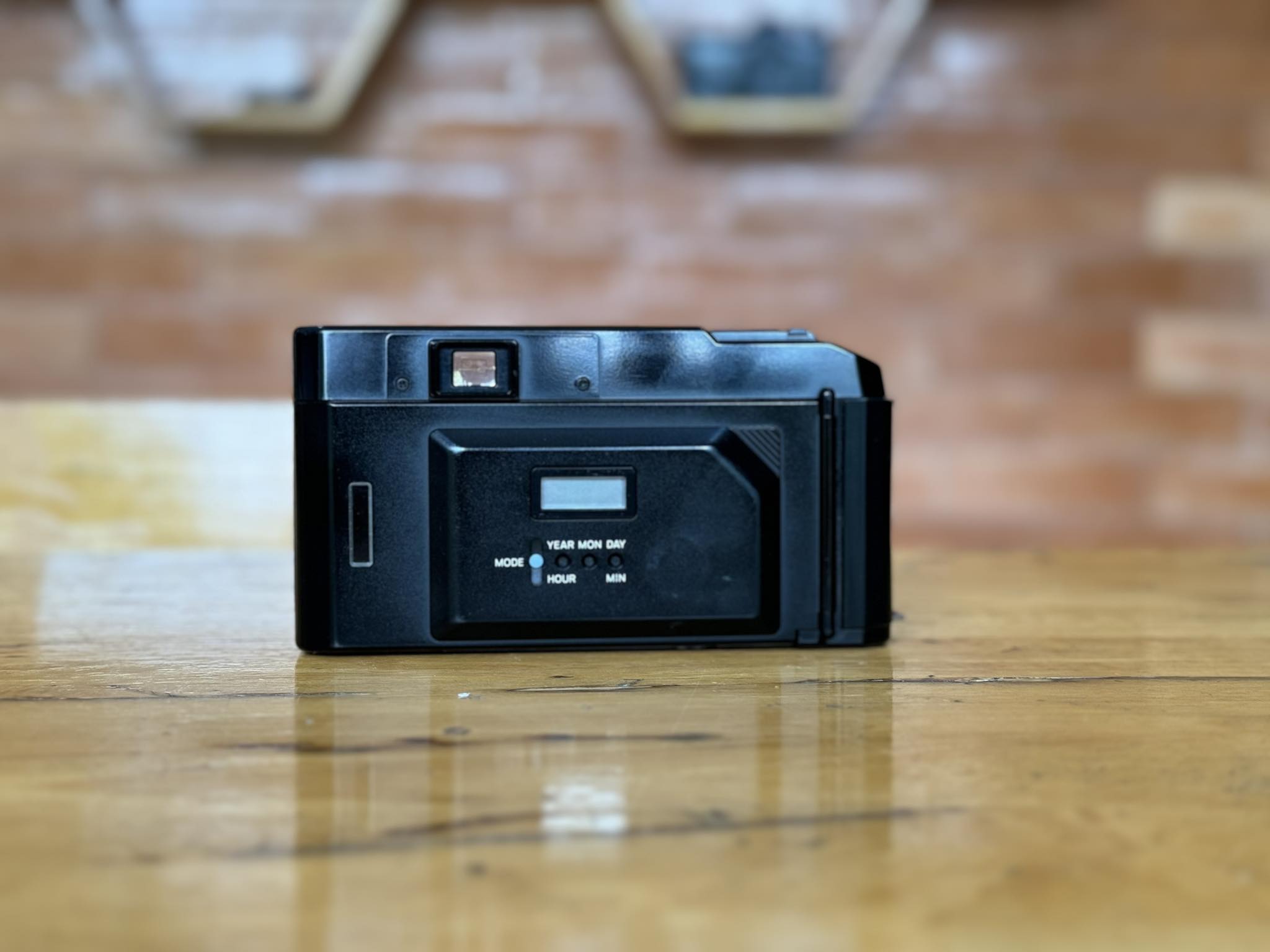 MINOLTA AF TELE QUARTZ DATE