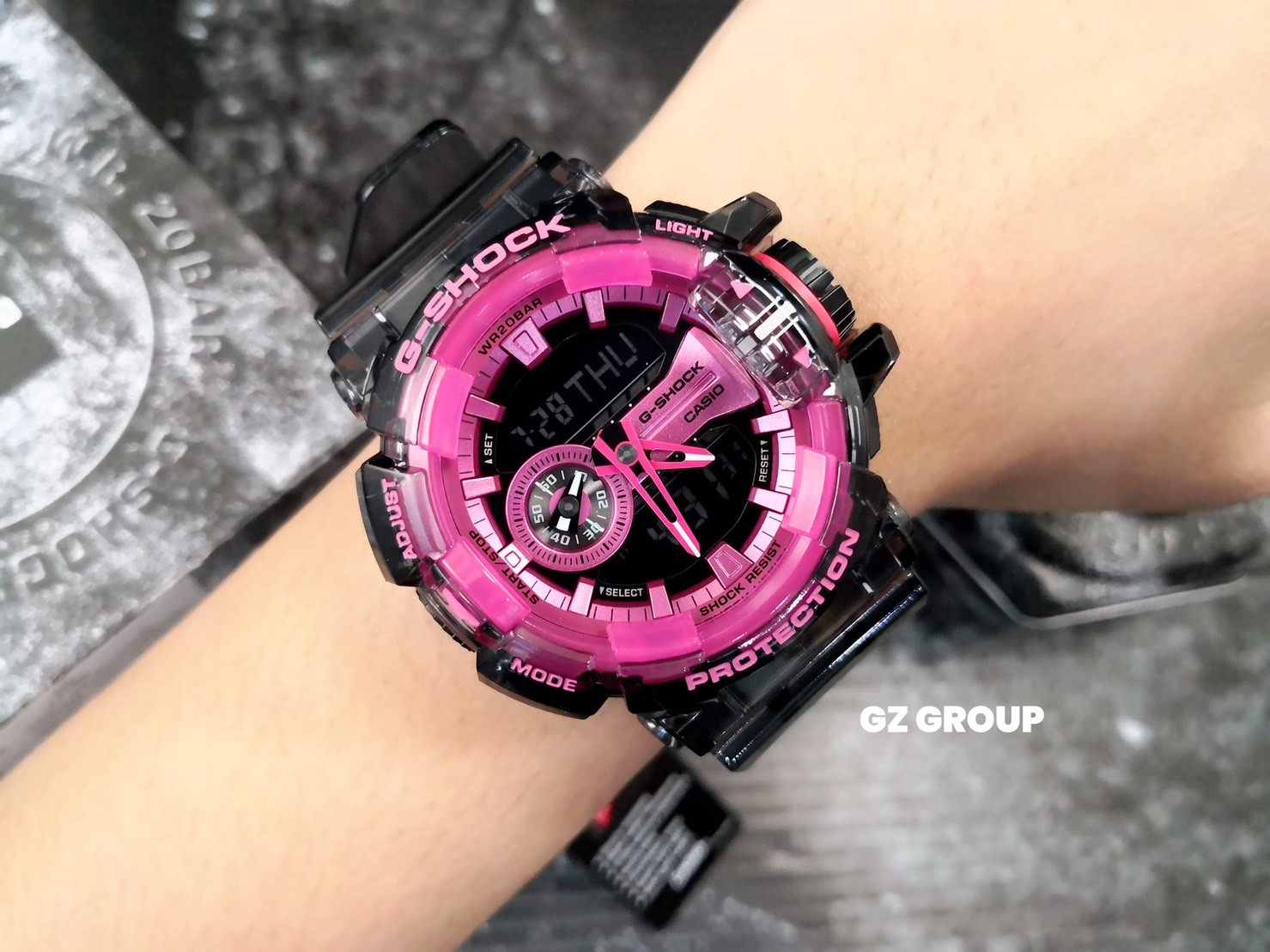 CASIO MID YEAR SALE G-SHOCK พร้อมส่ง นาฬิกาข้อมือ นาฬิกากันน้ำ นาฬิกาของแท้ ประกันศูนย์ CMG 1 ปี รุ่น GA-400SK-1A4 นาฬิกาสีใสดำ