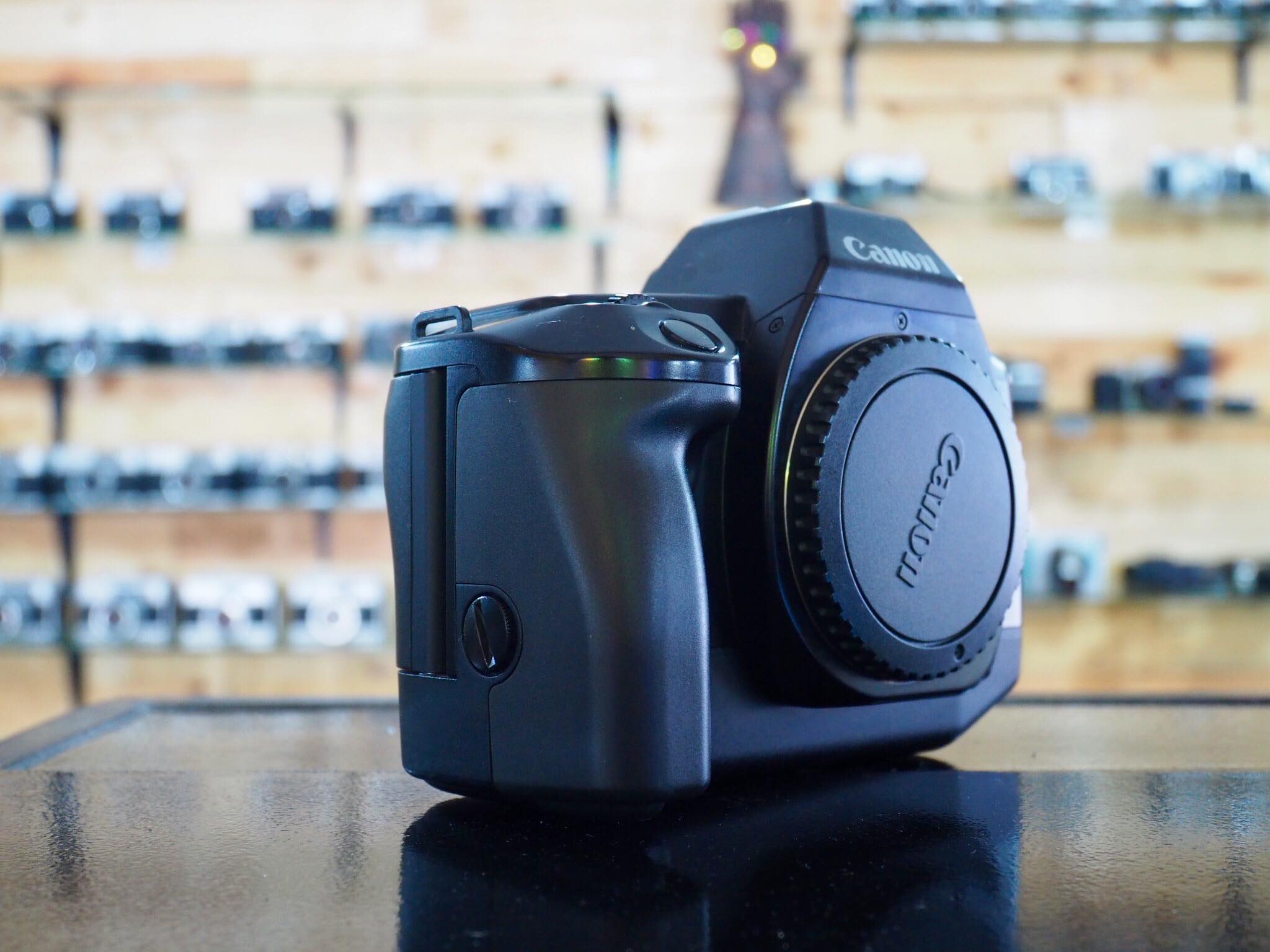 CANON EOS 650(BODY)