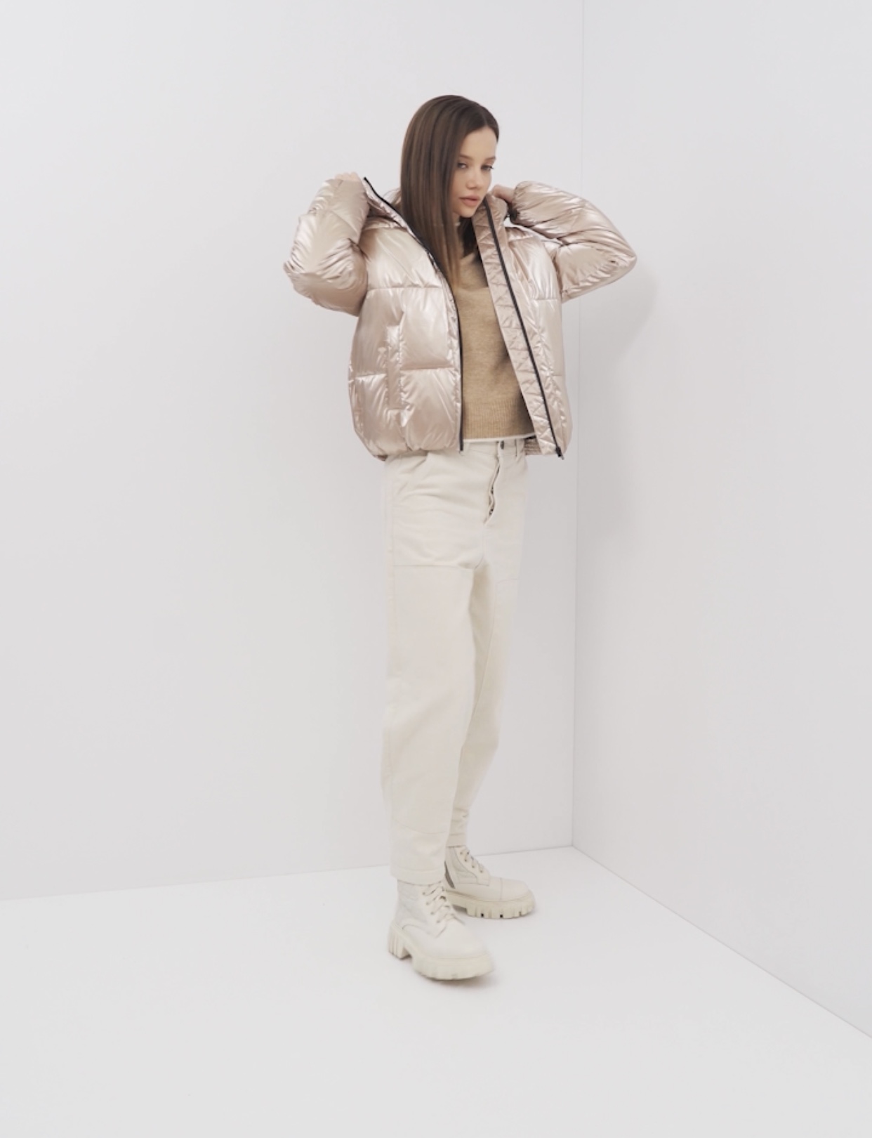 Oodji เสื้อกันหนาว เสื้อฮู้ด บุนวมอุ่น สีแชมเปญ แบรนด์ Oodji Ultra (padded puffer coAt