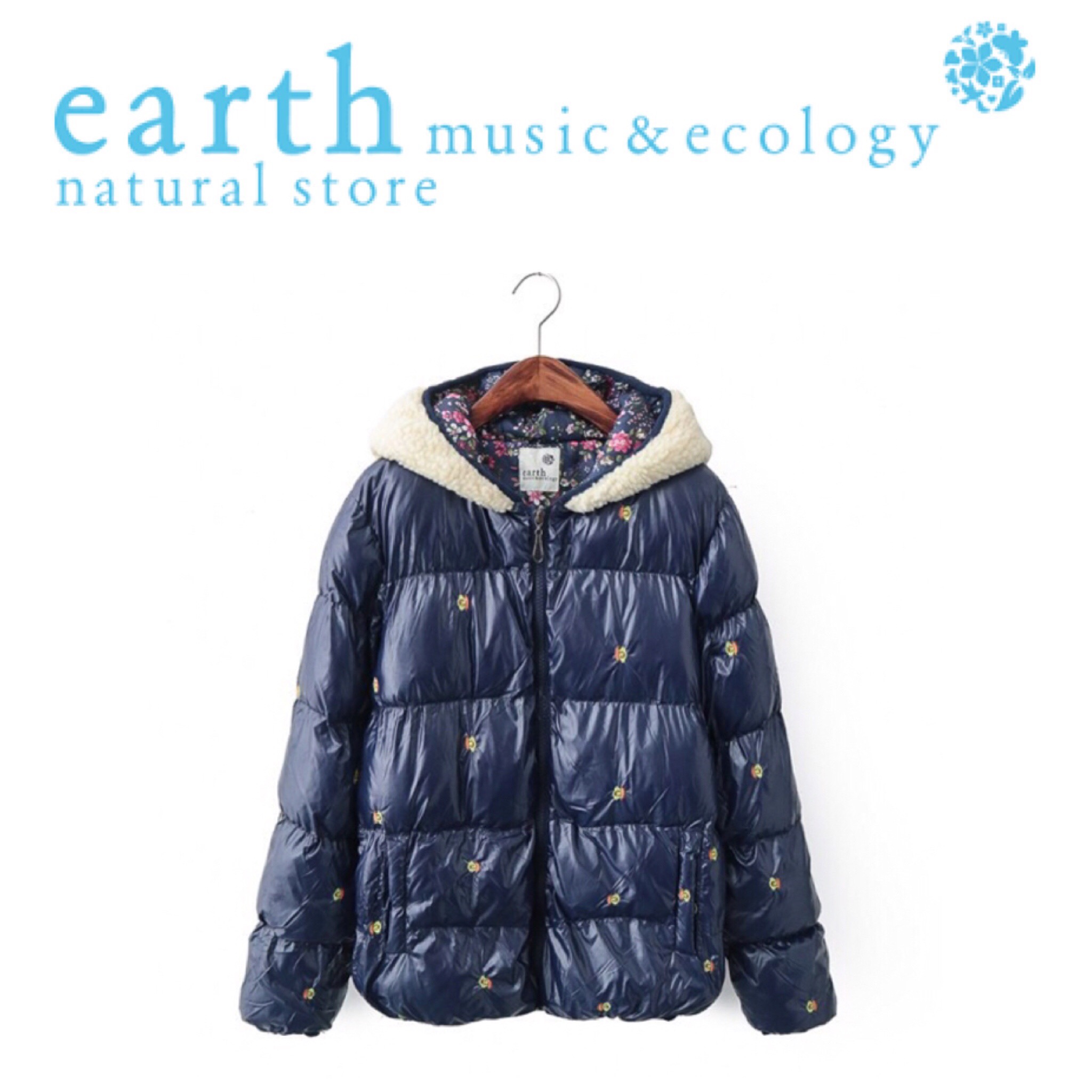 เสื้อกันหนาวฮูท สีชมพูสด ฮูทขนสีครีม แต่งหู น่ารัก แบรนด์เนม EARTH MUSIC&ECOLOGY ญี่ปุ่นแท้ Size M/L/XL