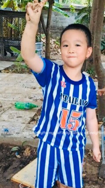 ชุดเสื้อ+กางเกงกีฬาเด็ก5-10ขวบ ผ้ายืด ใส่เล่นกีฬาสบายๆ สีสดใส มี5สี