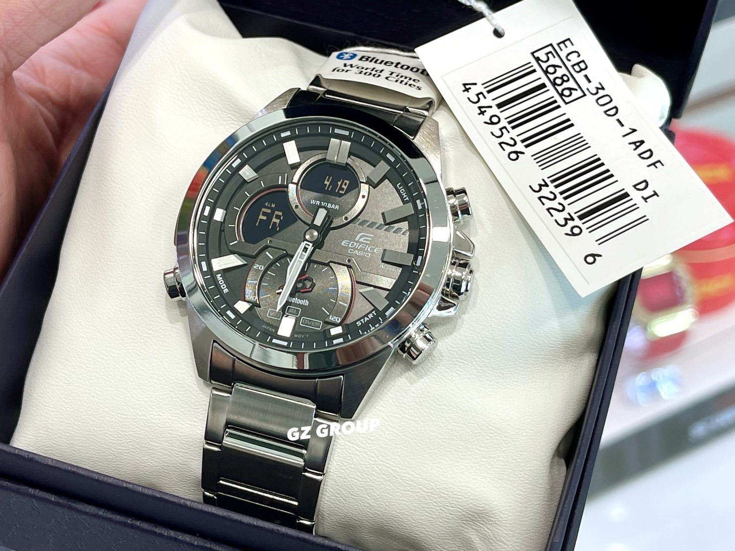 CASIO EDIFICE นาฬิกาข้อมือ นาฬิกากันน้ำ นาฬิกาของแท้ ประกันศูนย์ CMG 1 ปี รุ่น ECB-30D-1A นาฬิกาสีเงิน