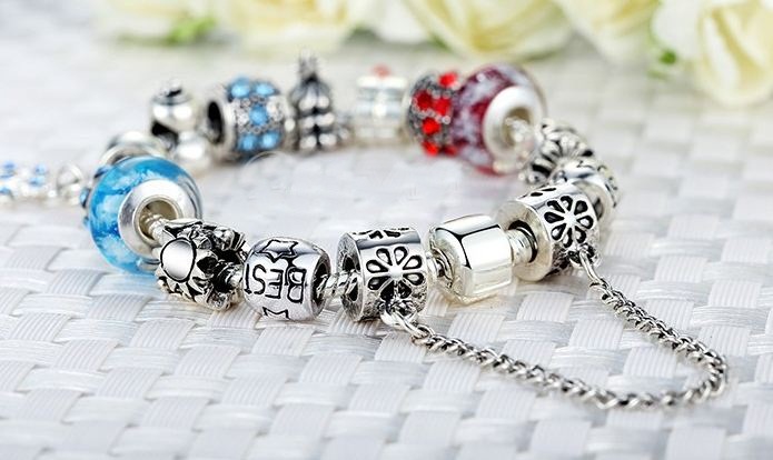 สร้อยข้อมือ Diy สไตล์ Pandora สร้อยข้อมือ แต่ง ชาร์ม ธีม หน้าหนาว Snow man แคนดี้ สีสวย ต้น คริสต์มาส Glass beads แดงสด หิมะด้านใน 745267