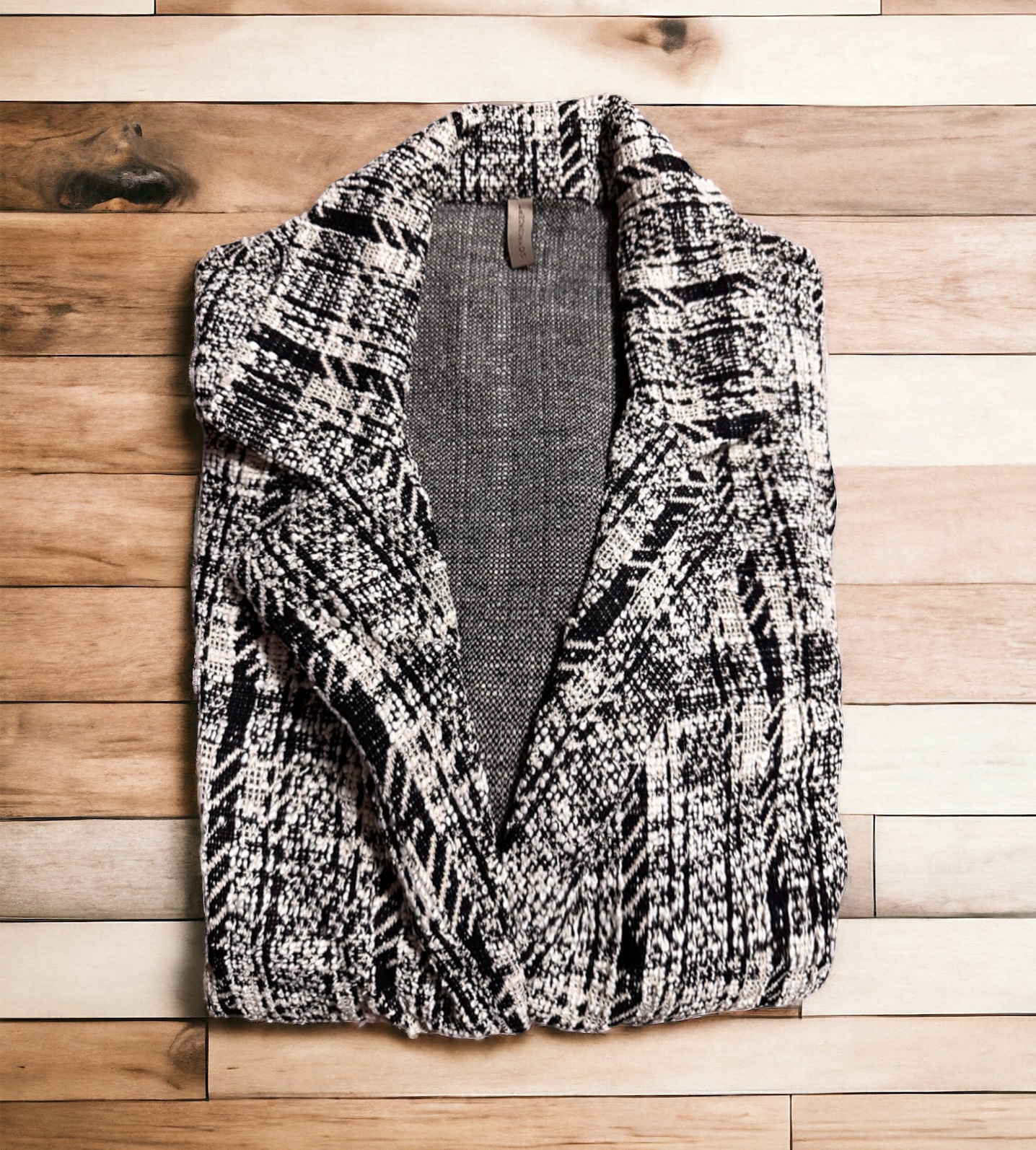 เสื้อโค้ท เสื้อกันหนาว เนื้อผ้าไหมพรม Knitting checked แบรนด์ SOYA CONCEPT