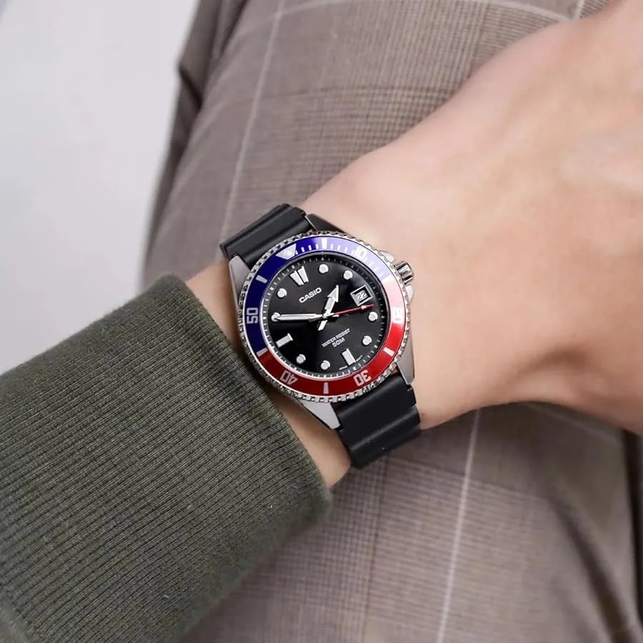 CASIO นาฬิกาคาสิโอ นาฬิกาข้อมือ นาฬิกากันน้ำ นาฬิกาของแท้ ประกันศูนย์ CMG 1 ปี รุ่น MDV-10-1A2 นาฬิกาสีดำ