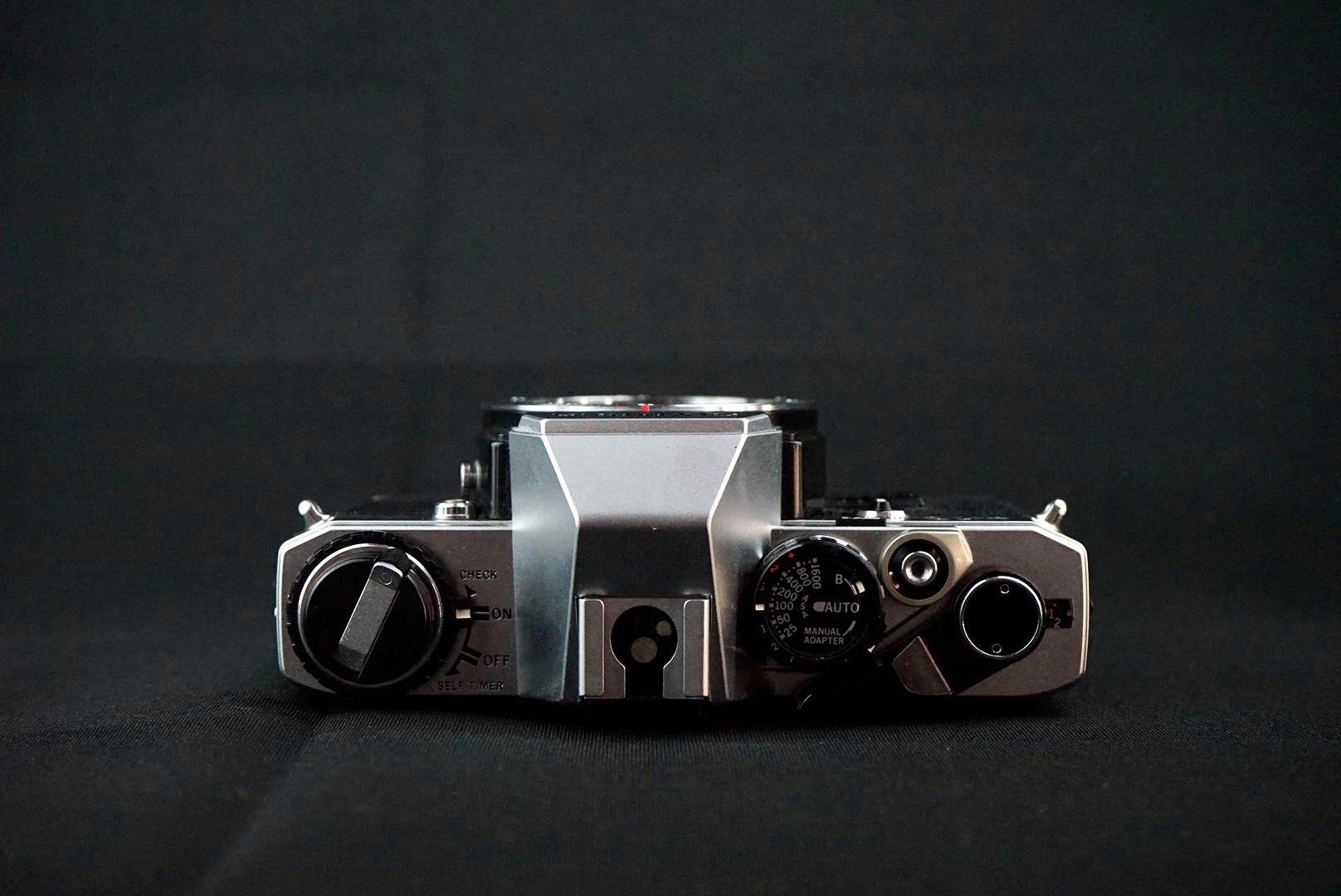 OLYMPUS OM10 OSAWA MC 35-105MM.F3.5-4.5 MACRO