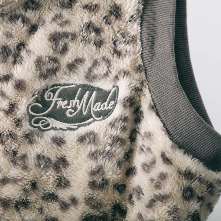Fresh made เสื้อกั๊กฮู้ด เฟอร์ กันหนาว ลายเสือ แต่งฮู้ด ขนนุ่ม Fresh made ลายเสือ