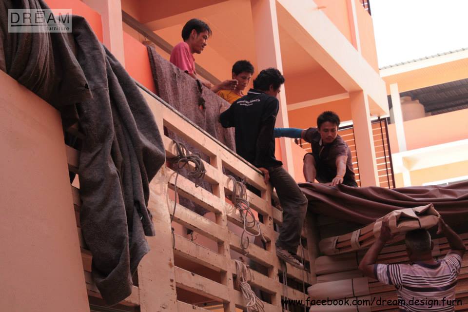 หอพักรุ่งอนันต์ ตั้งอยู่ใกล้นิคมอุตสาหกรรม 304 จ.ปราจีนบุรี