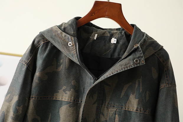 เสื้อฮู้ดลายพราง ทหาร เสื้อแจ็คเก็ตลายพราง เสื้อนอก แนวทหาร แพทเทินสวย เท่ห์ มาก คะ ลายพราง