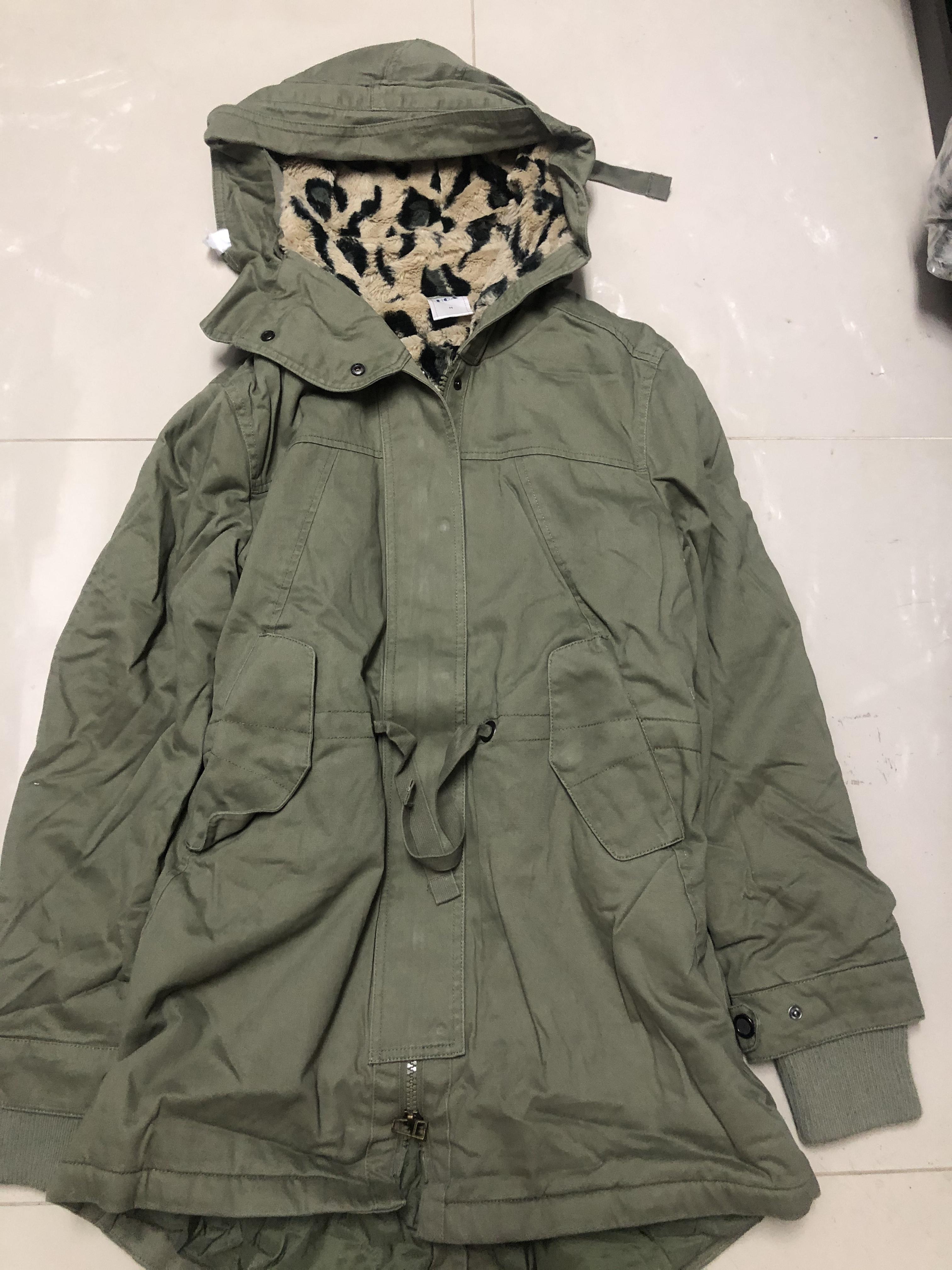เสื้อโค้ท โค้ทฮูท กันหนาว เสื้อparka ฮูท กันหนาวสีเขียว งานสวย มากคะ Size S/M/L/2L/3L สำเนา สำเนา เขียว