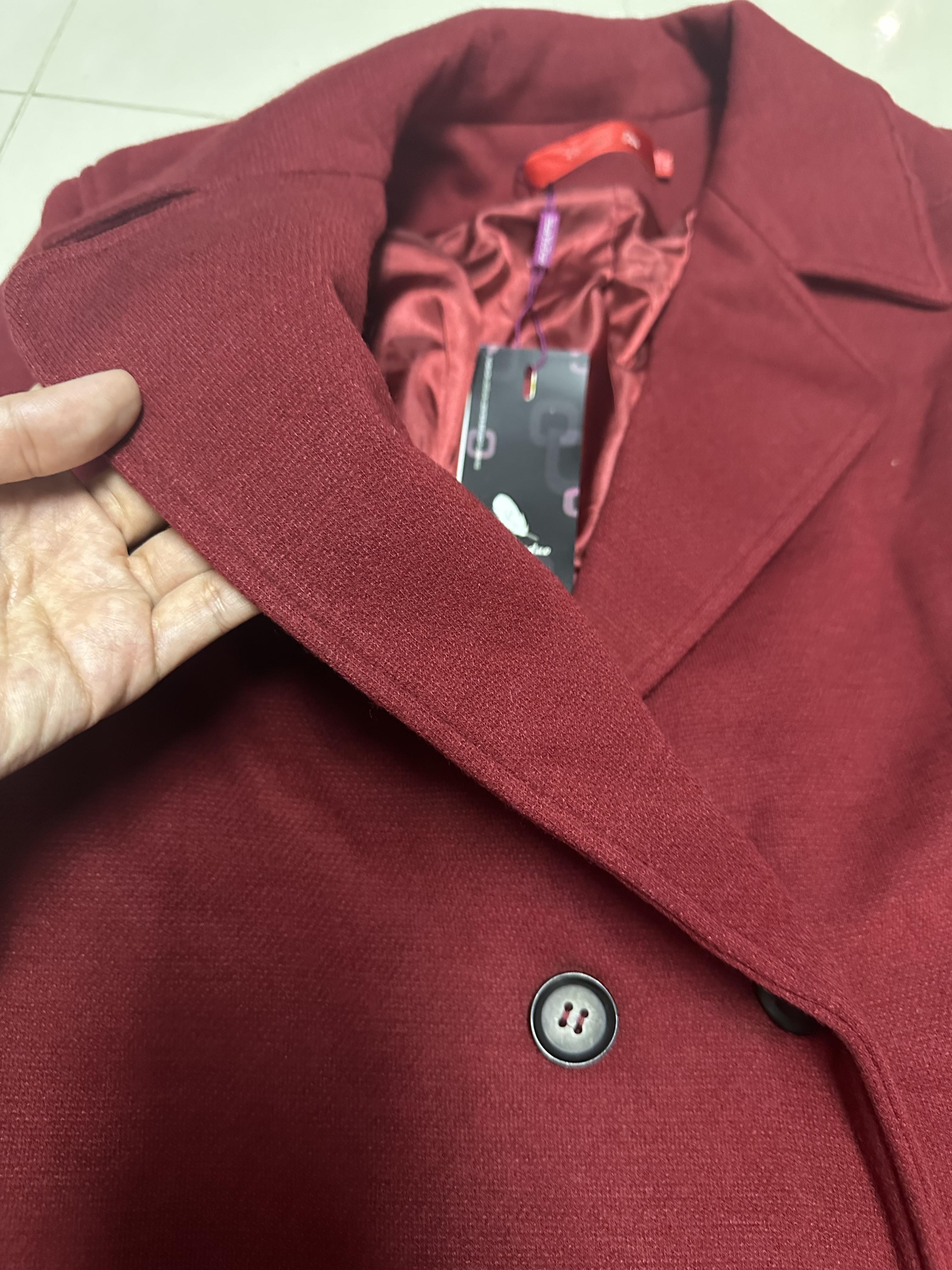 เสื้อโค้ท เสื้อกันหนาว เนื้อผ้าสักหลาดวูล สีแดงไวน์ แบรนด์