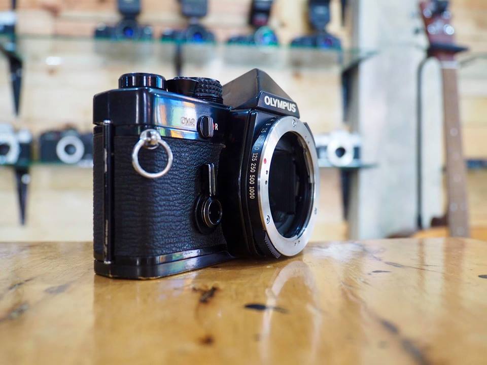OLYMPUS OM-2