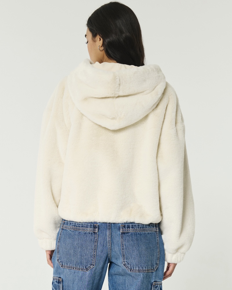 915 เสื้อเฟอร์กันหนาว หมวกฮู้ด เสื้อขน Fluffy hooded jacket แบรนด์ SANCTUARY ขาว