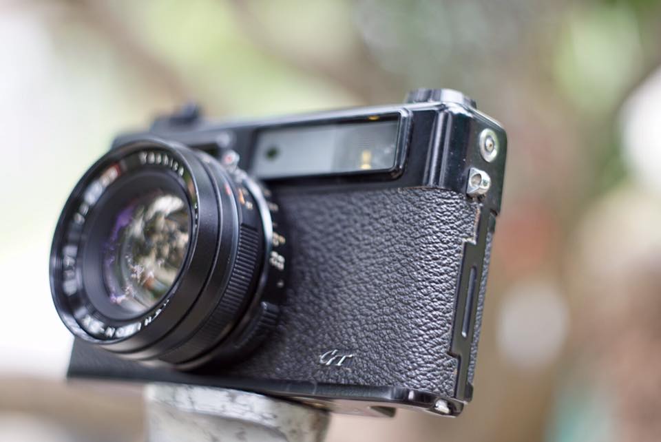 YASHICA ELECTRO 35 GT YASHICA COLOR YASHINON DX 45MM.F1.7