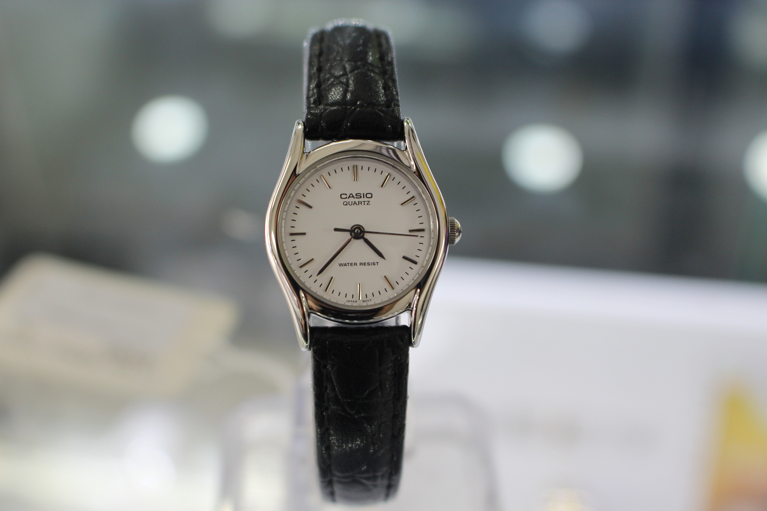 CASIO นาฬิกา CASIO รุ่น LTP-1094E-7A ของแท้ประกันศูนย์ CMG 1 ปี LTP-1094E-7A นาฬิกาสีดำ