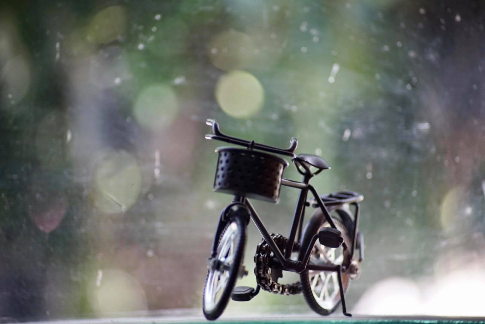 NIKON AF NIKKOR 35-105MM.F3.5-4.5 MACRO