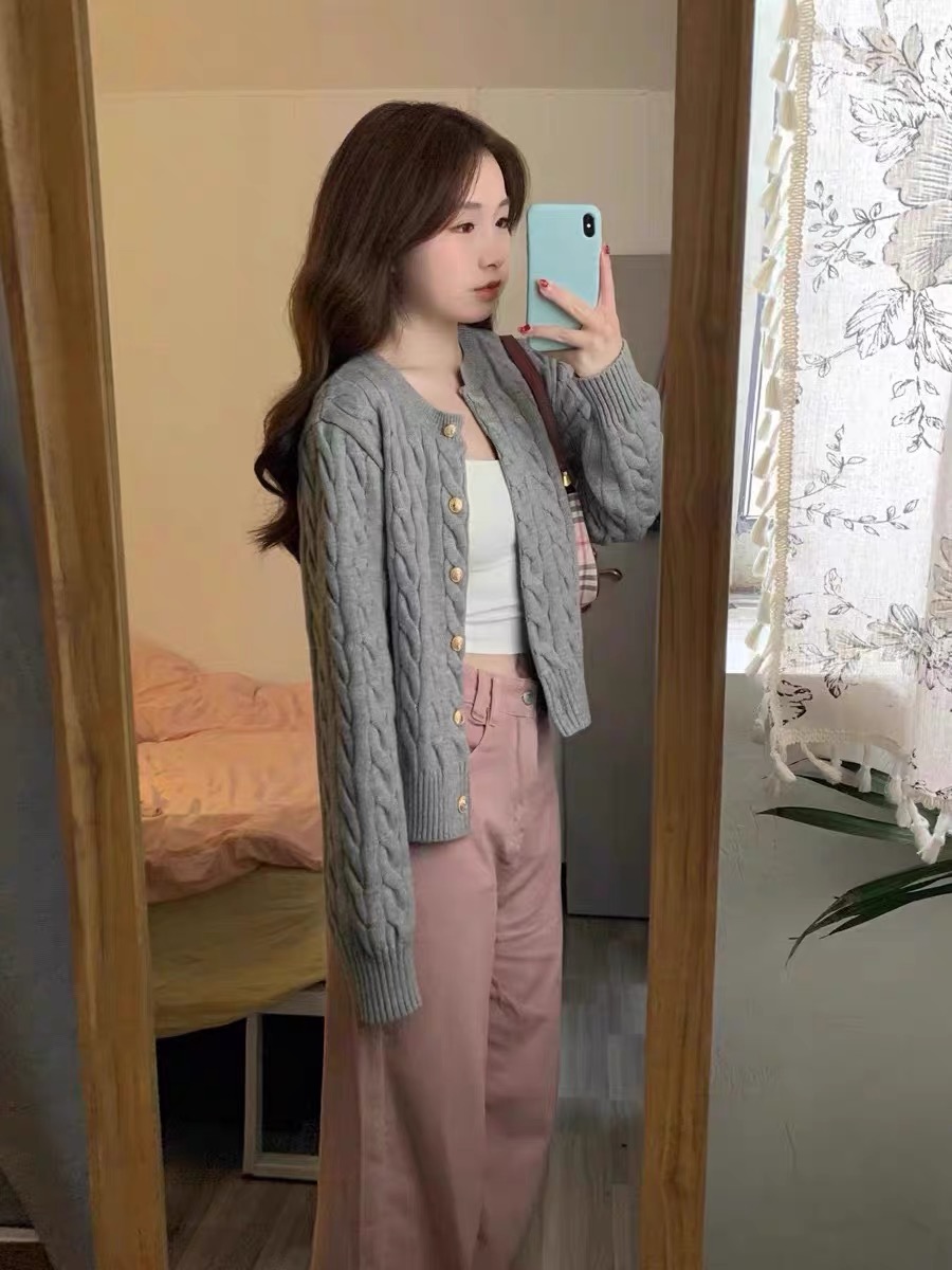 เสื้อหนาวไหมพรม ไหมพรมถัก ถักเปีย แนวเกาหลี เนื้อไหม นุ่ม สวย แบรนด์ สำเนา สำเนา