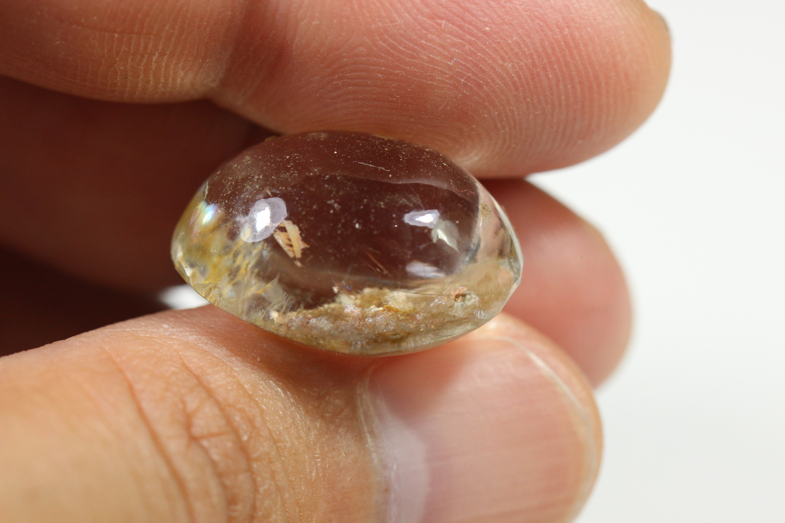 แก้วโป่งข่ามมีเส้นไหมน้ำตัน