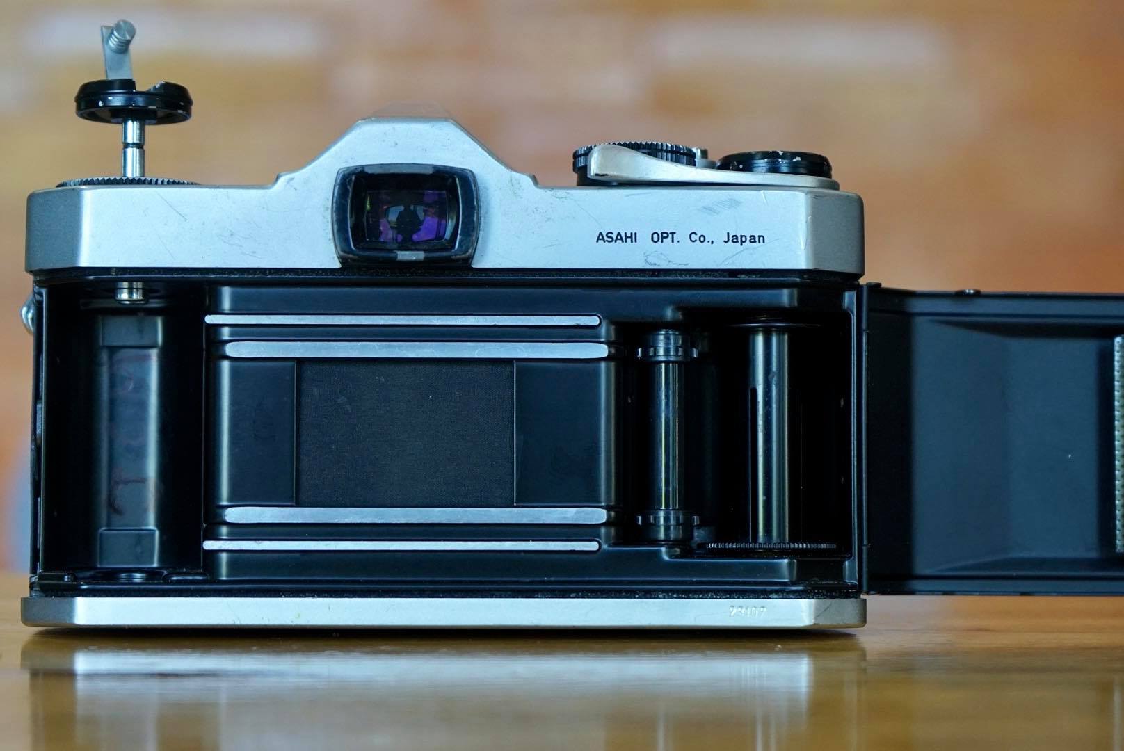 ASAHI PENTAX SPOTMATIC SP SUPER TAKUMAR 55MM.F2