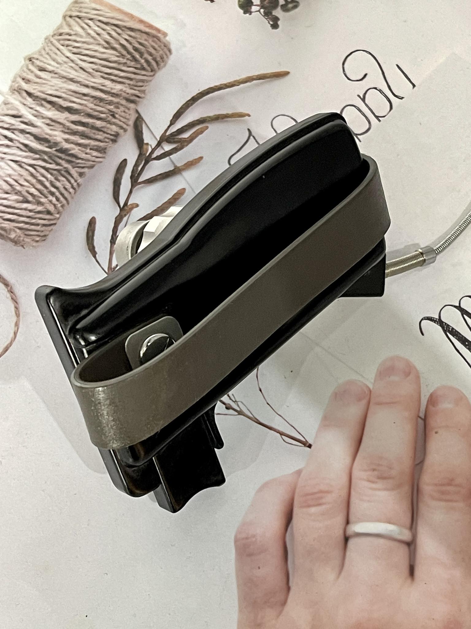 Mamiya Hand Grip Shutter Release for UniversalPress Super23