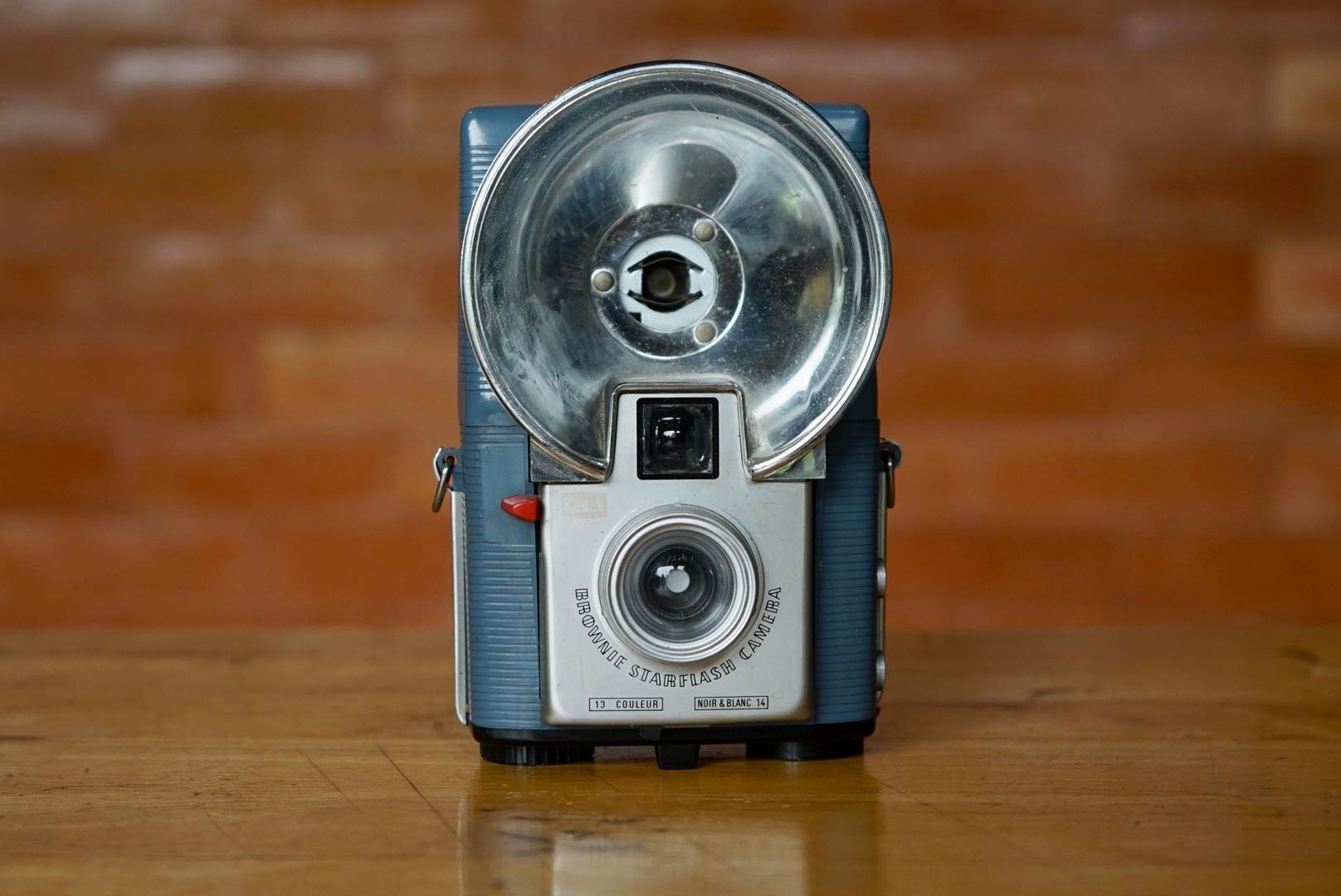 KODAK BROWNIE STARFLASH CAMERA