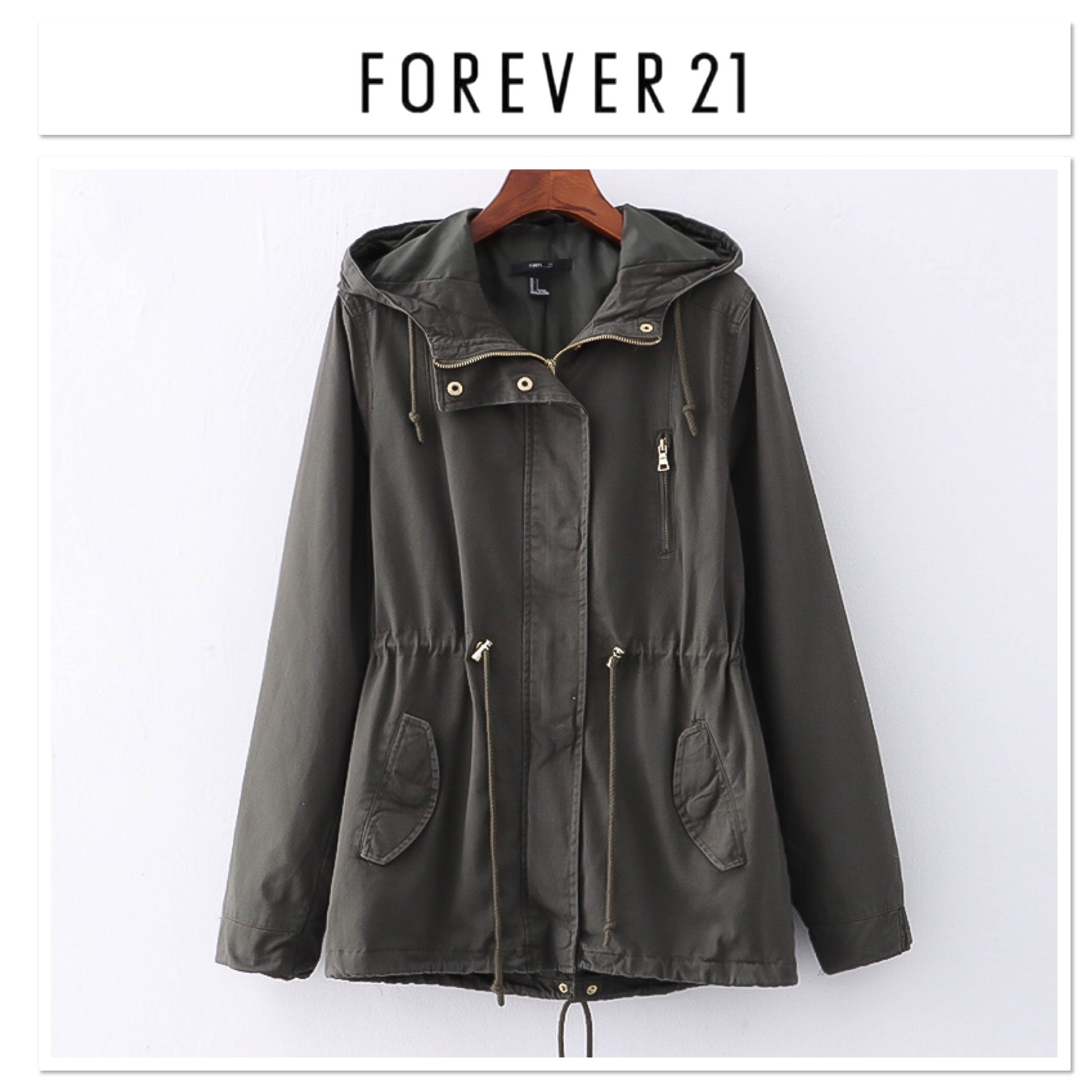 Forever21 เสื้อฮู้ดเขียวทหาร เสื้อแจ็คเก็ต แนวทหาร แพทเทิน สวย เท่ห์ มาก แบรนด์ FOREVER21 เขียว