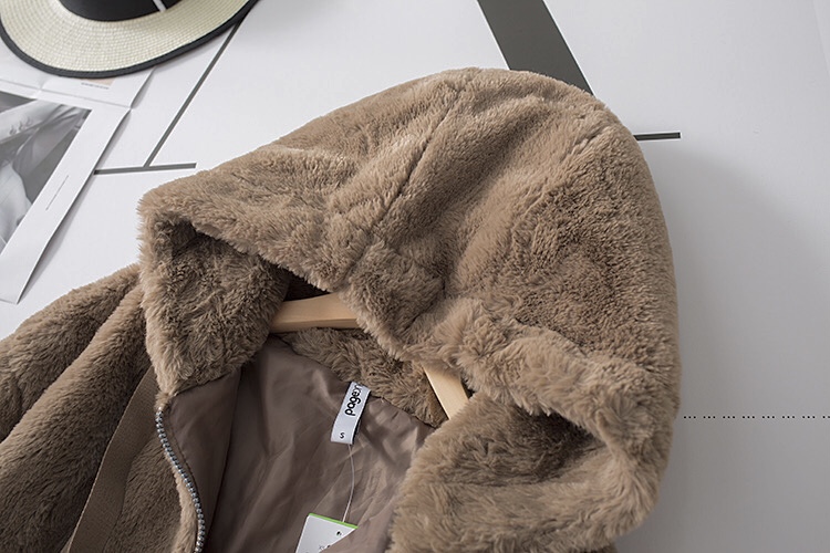 Page one เสื้อเฟอร์กันหนาว หมวกฮู้ด เสื้อขน Fluffy coat แบรนด์ page One ดำ