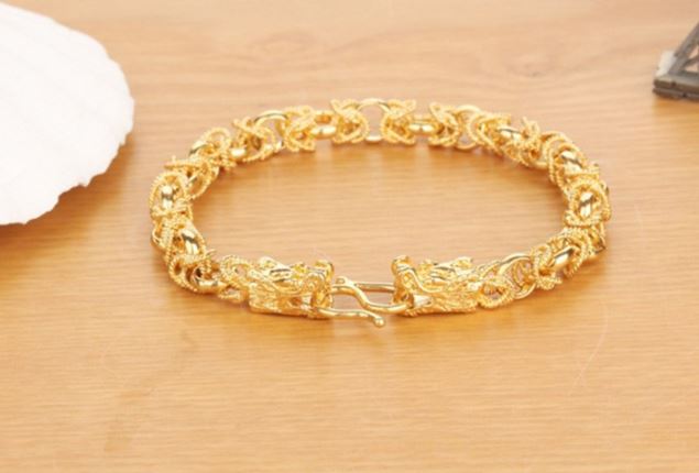 กำไลข้อมือ ทอง สร้อยข้อมือ ทองชุบ 18 K สร้อยข้อมือมังกร 2 หัว เสริมบารมี ผู้ชาย ผู้หญิง ใส่ได้ 486999