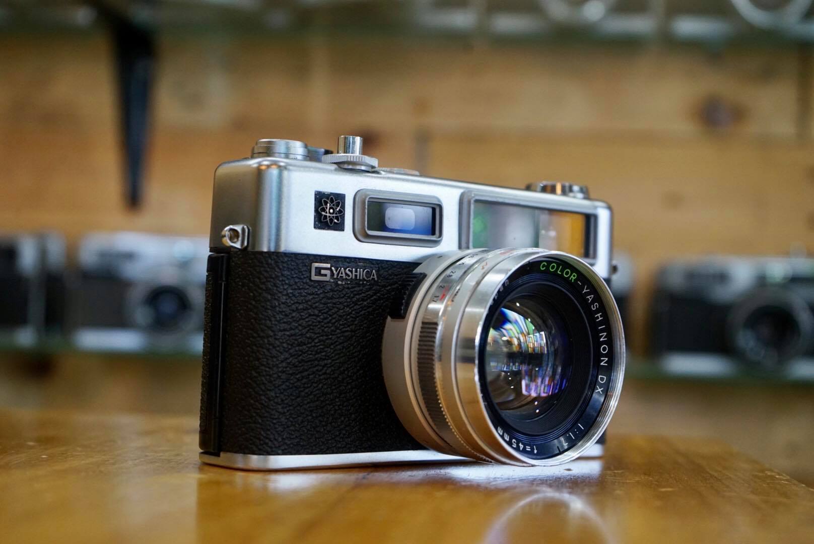 YASHICA ELECTRO 35 GS COLOR YASHINON-DX 45MM.1.7