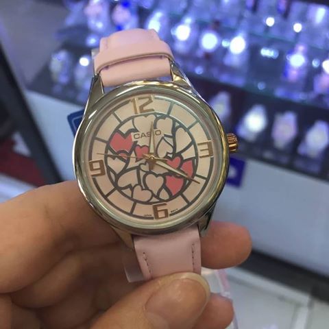 CASIO นาฬิกาคาสิโอ นาฬิกาข้อมือ นาฬิกากันน้ำ นาฬิกาของแท้ ประกันศูนย์ CMG 1 ปี รุ่น LTP-E128L-4A นาฬิกาสีชมพู