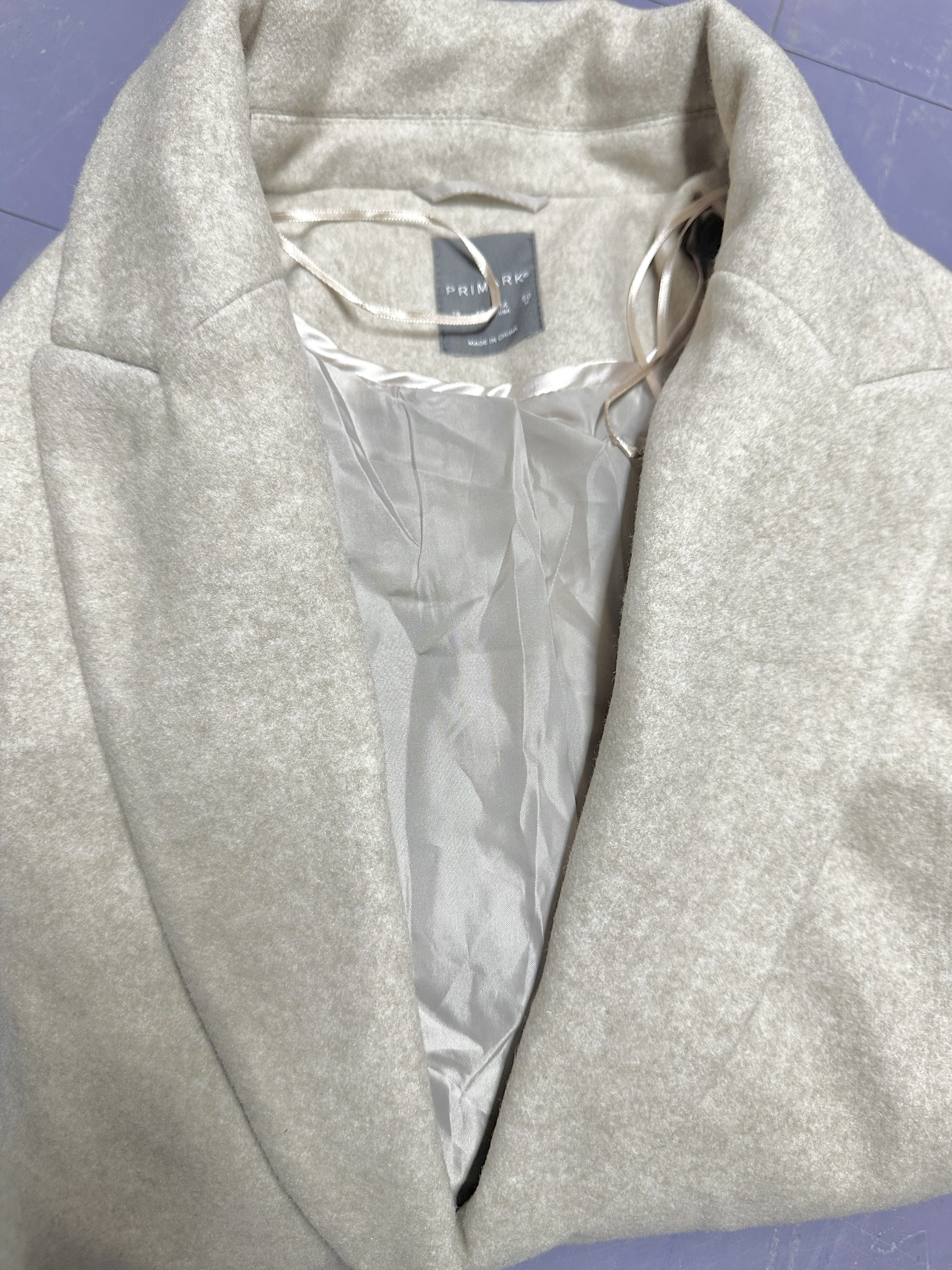 เสื้อโค้ทวูล Trench coat เสื้อโค้ทเฟอร์ โค้ทสักหลาดสีเบจ แบรนด์ Primark สำเนา สำเนา สำเนา สำเนา สำเนา สำเนา