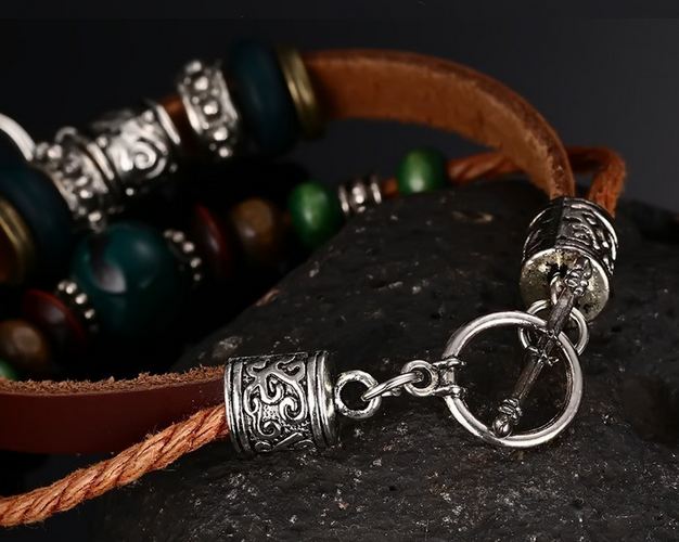 สร้อยข้อมือ สายหนังแท้ สไตล์วินเทจ สร้อยข้อมือผู้ชาย ผู้หญิง ใส่ได้ แบบวัยรุ่น ห้อยจี้ รูปแมงปอ ร้อยลูกปัดไม้ สุดคลาสสิค 488568