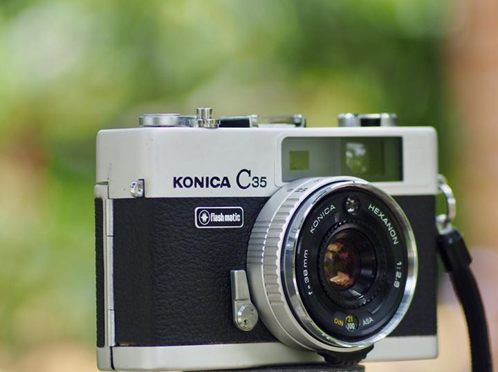 KONICA C35 Flash matic