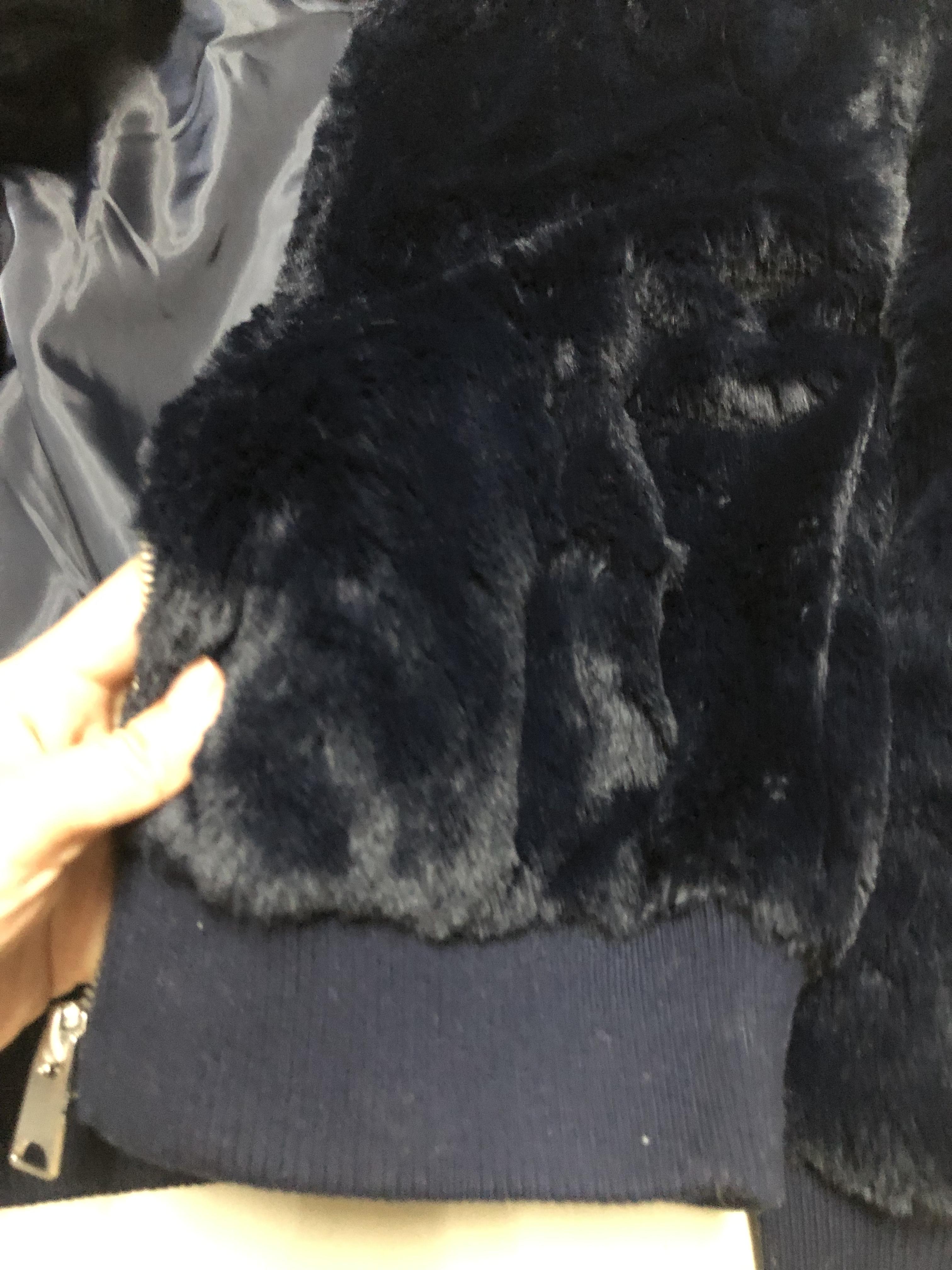 เสื้อเฟอร์กันหนาว หมวกฮู้ด เสื้อขน (FLUFFY COAT) แบรนด์ LOVE TREE