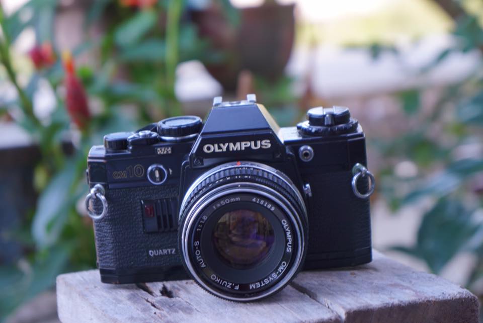 OLYMPUS OM10 OLYMPUS F. ZUIKO AUTO-S 50 MM. F1.8