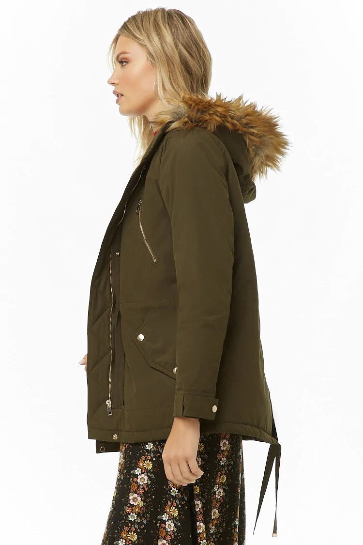 Forever21 เสื้อโค้ทฮู้ดกันหนาว เสื้อปาร์กา parka สีเขียว แต่งเฟอร์ แบรนด์ FOREVER21 เขียว
