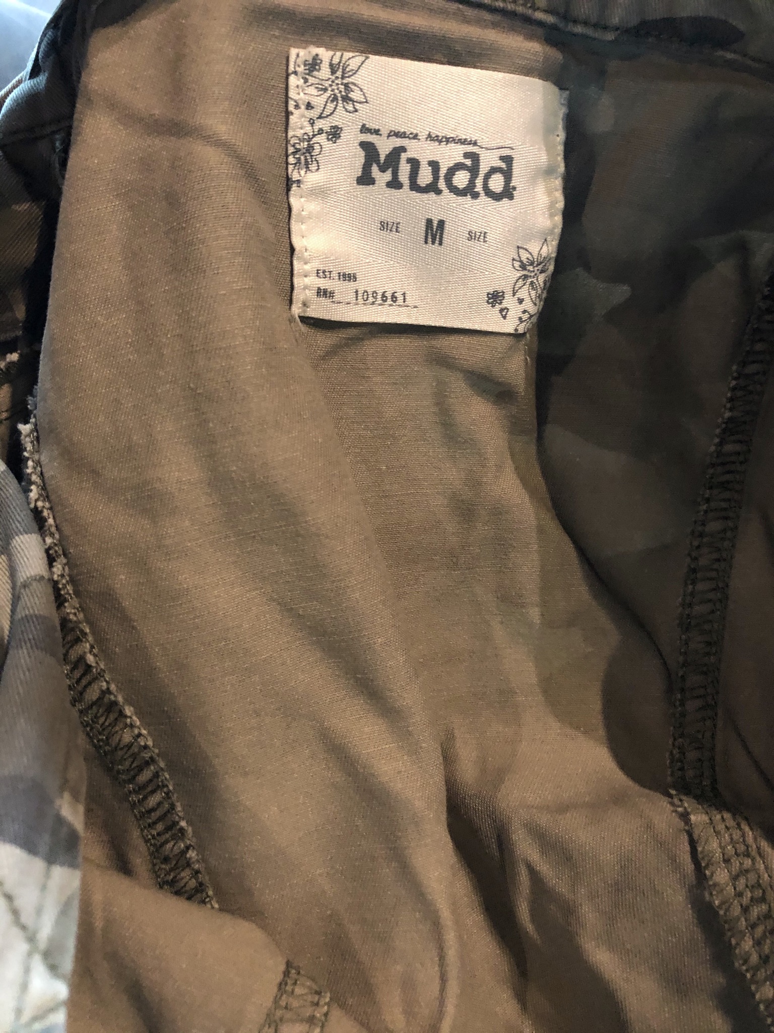 Mudd เสื้อทหาร เสื้อแจ็คเก็ตลายพราง เสื้อนอกแนวทหาร แพทเทินสวย เท่ห์มาก แบรนด์ MUDD คะ สำเนา สำเนา สำเนา เขียว